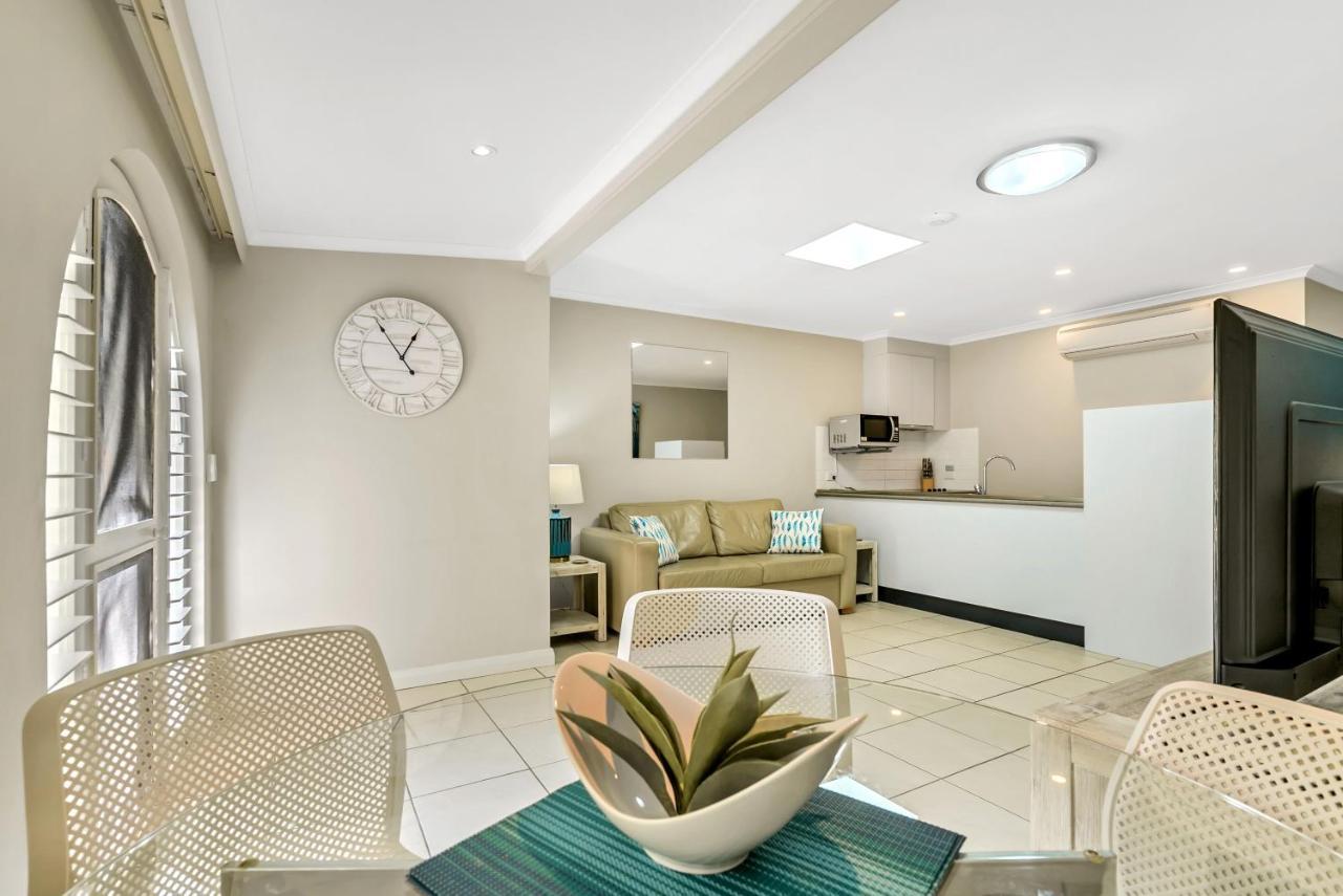 Korora Bay Village Resort Екстер'єр фото