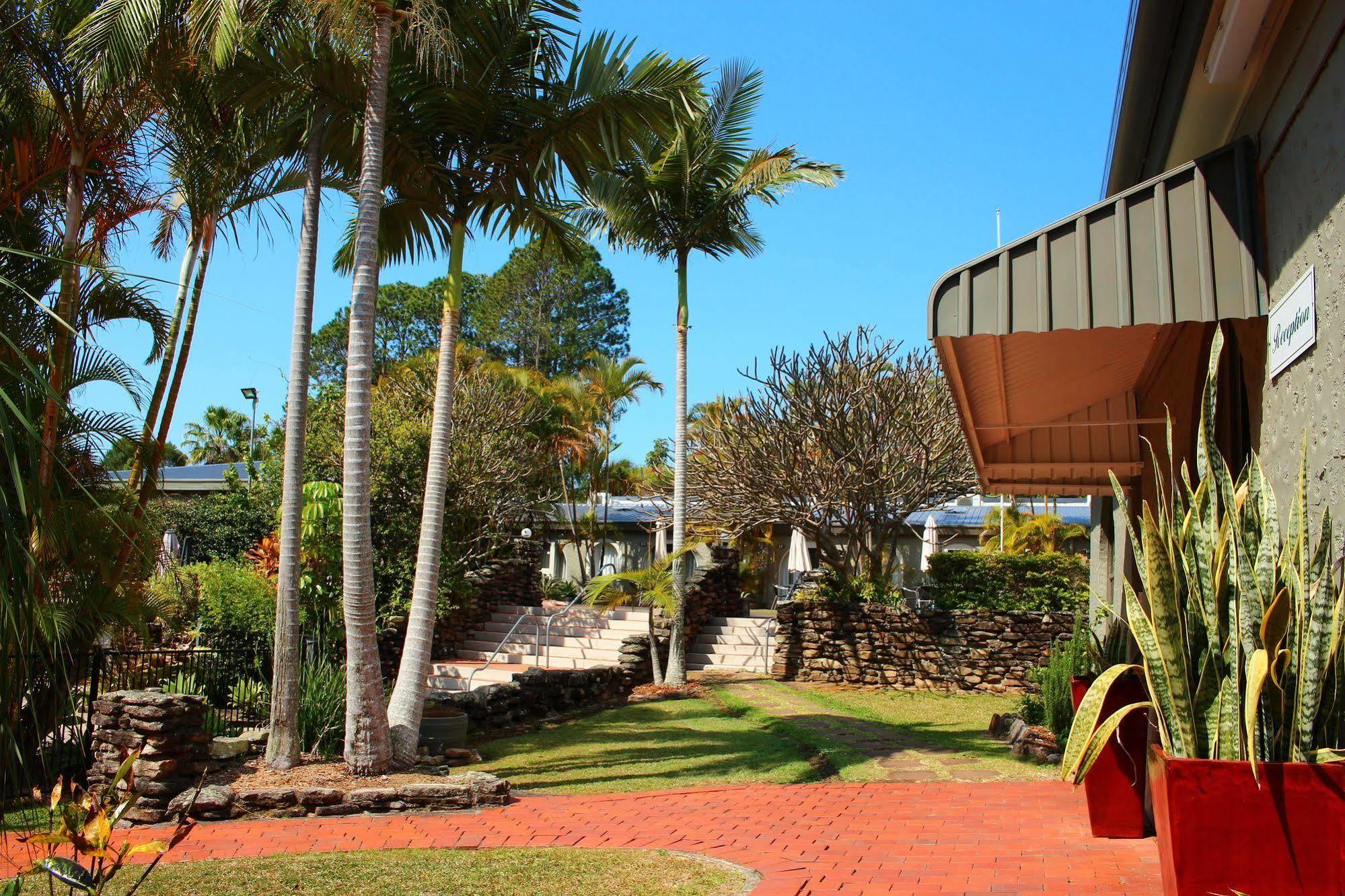Korora Bay Village Resort Екстер'єр фото