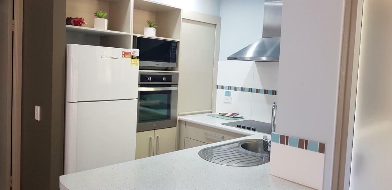 Korora Bay Village Resort Екстер'єр фото